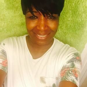 Meet your Posher, Deborah